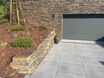 Proměňte svou zahradu v přírodní ráj s kamenem: Břidlice -  šlapáky, dlažby a suché zídky.