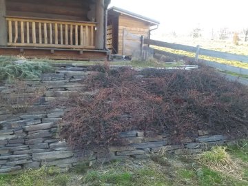 Břidlice a trendy v zahradní architektuře aneb když kámen udává styl